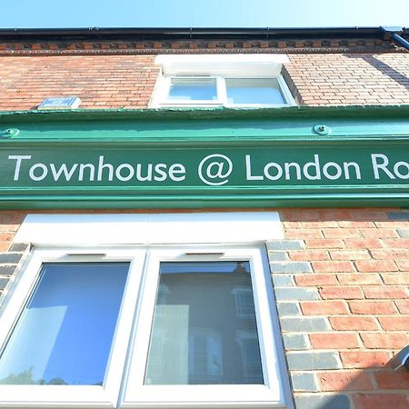 Townhouse Plus @ London Road Stoke Esterno foto